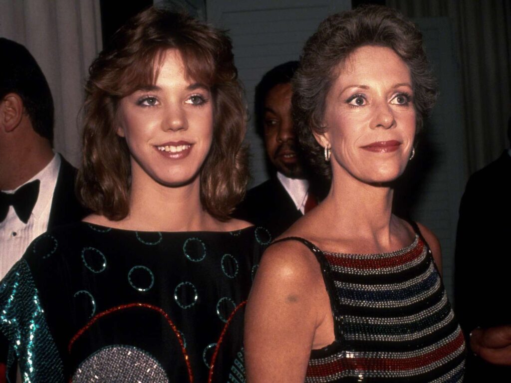 Carol Burnett still thinks of her daughter Carrie every day 21 years after her death: ‘She was a force’