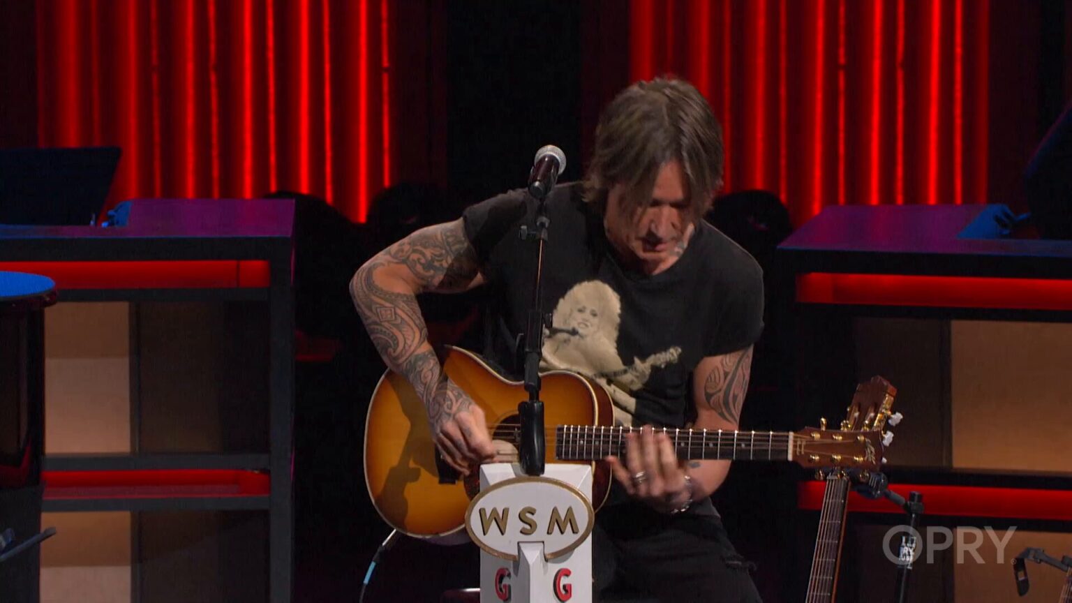 Keith Urban Left the Opry Crowd Breathless Without a Band, Backup, or a Single Special Effect