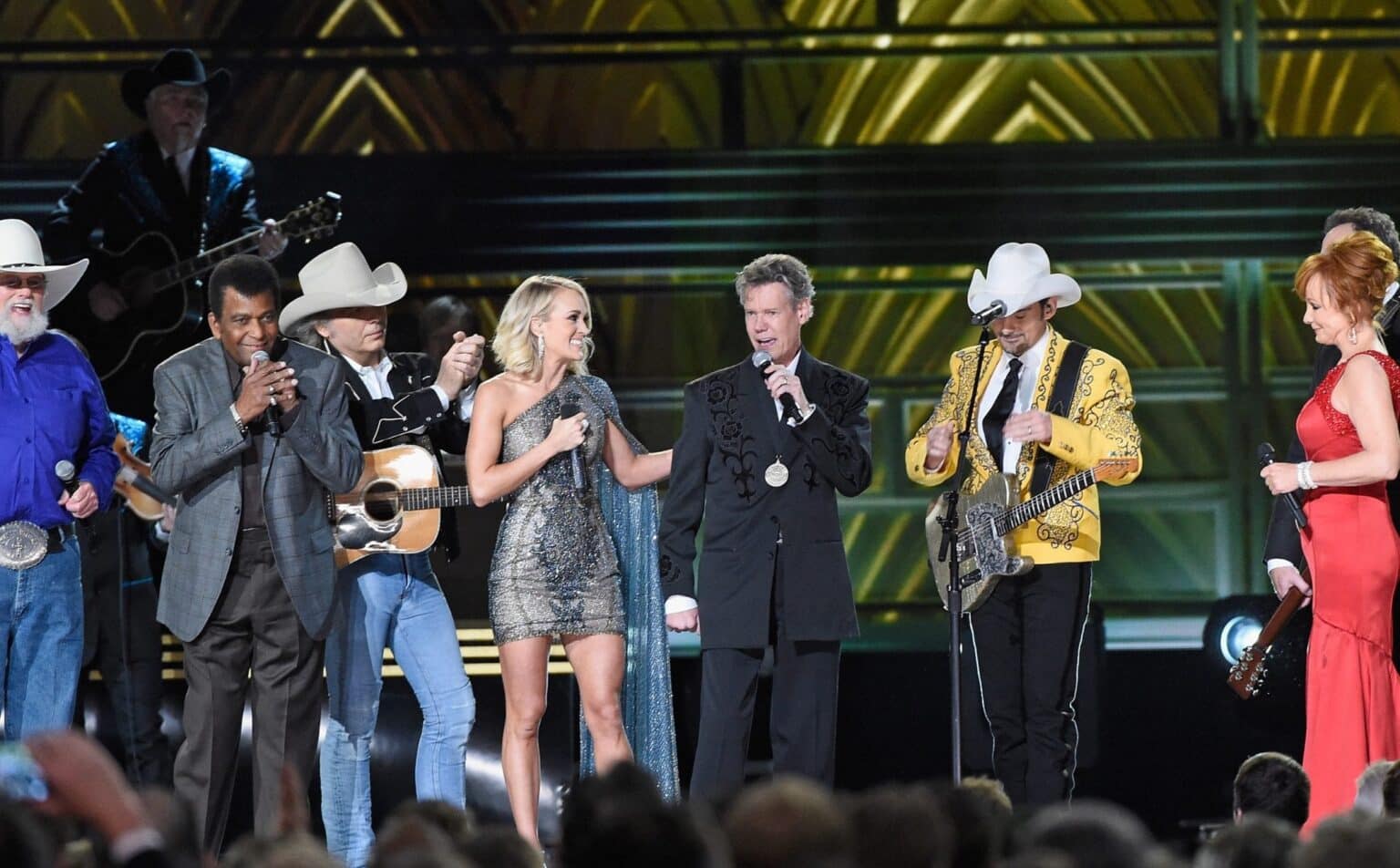 Alan Jackson, Brad Paisley, Carrie Underwood, and Reba McEntire’s CMA Performance Left Fans Crying and Speechless—But What Happened When Randy Travis Stepped Forward Stunned Everyone in the Room