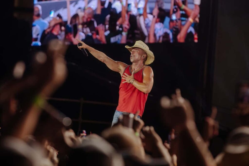 Kenny Chesney Is Coming Back to Vegas… But This Time, Something’s Different