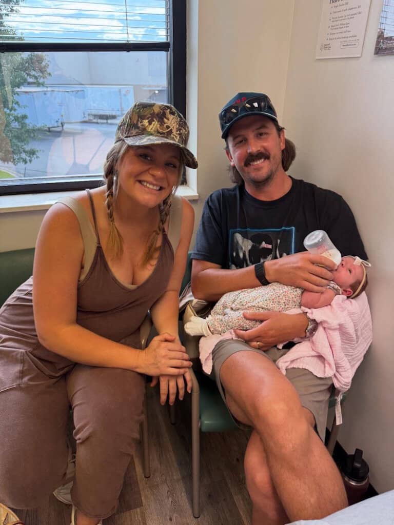 Lauren Alaina’s Family Moments With Daughter Beni Doll Will Melt Your Heart Instantly!