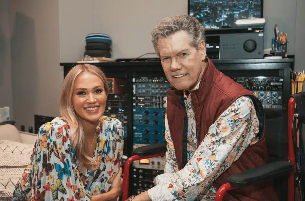 Randy Travis’ Wife Reveals the Emotional Moment That Left Carrie Underwood in Tears on Stage