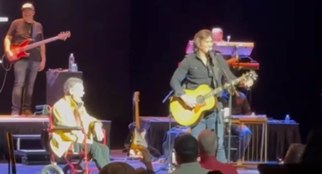A Living Legend Watches as Joe Nichols Delivers a Chilling “On The Other Hand” Tribute
