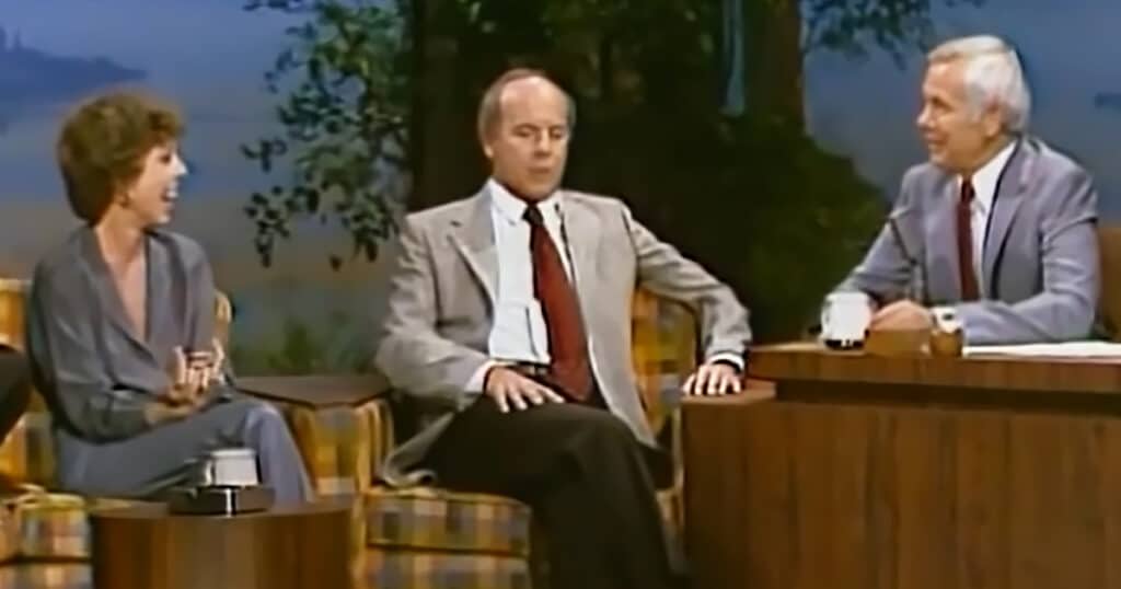 Tim Conway’s Chaotic Tonight Show Ambush Left Johnny Carson Completely Helpless on Live TV
