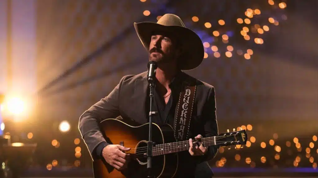 Riley Green Brings Raw, Heartfelt Nostalgia To CMA Country Christmas With His Original Song That Exposes Personal Family Holiday Chaos.