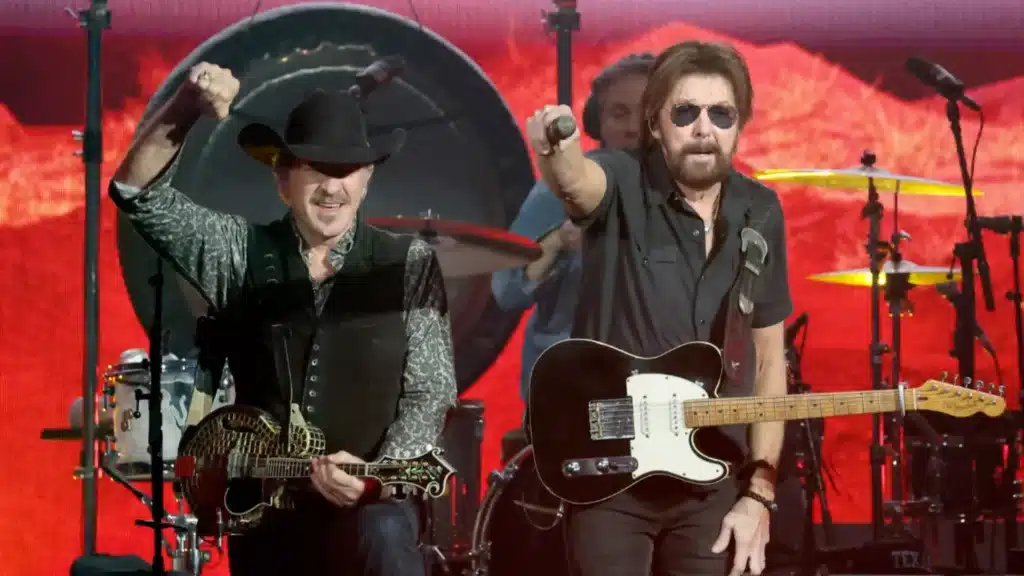 Brooks & Dunn Set Nashville’s Big Bash On Fire And Remind Fans Why Legends Never Slow Down