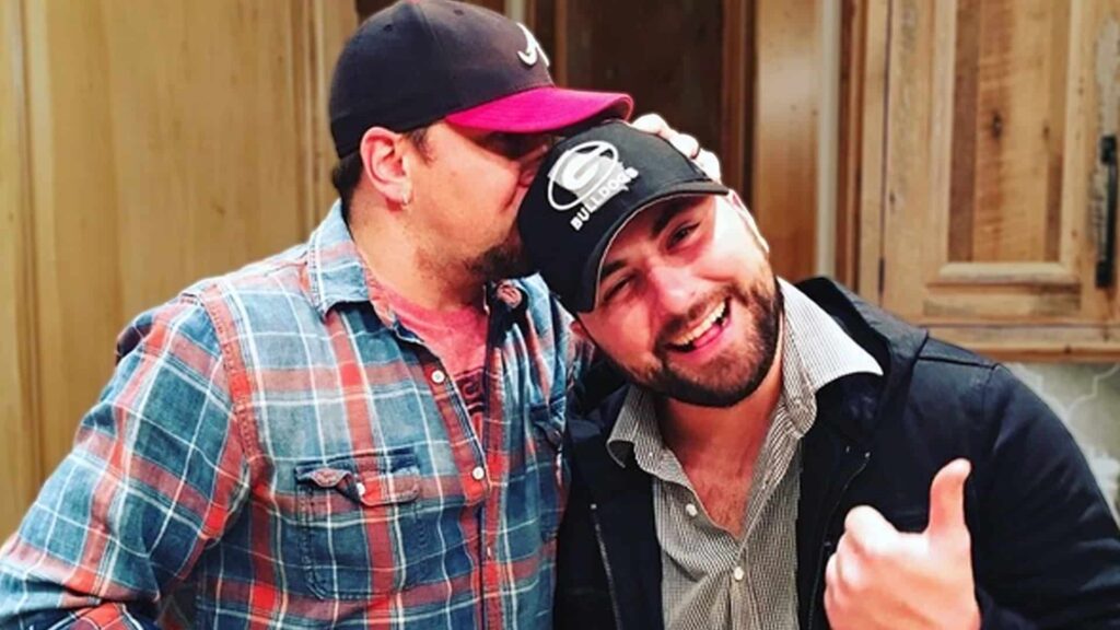 Tyler Farr Drops A WILD Confession About Jason Aldean’s Pool And Country Fans Can’t Look Away
