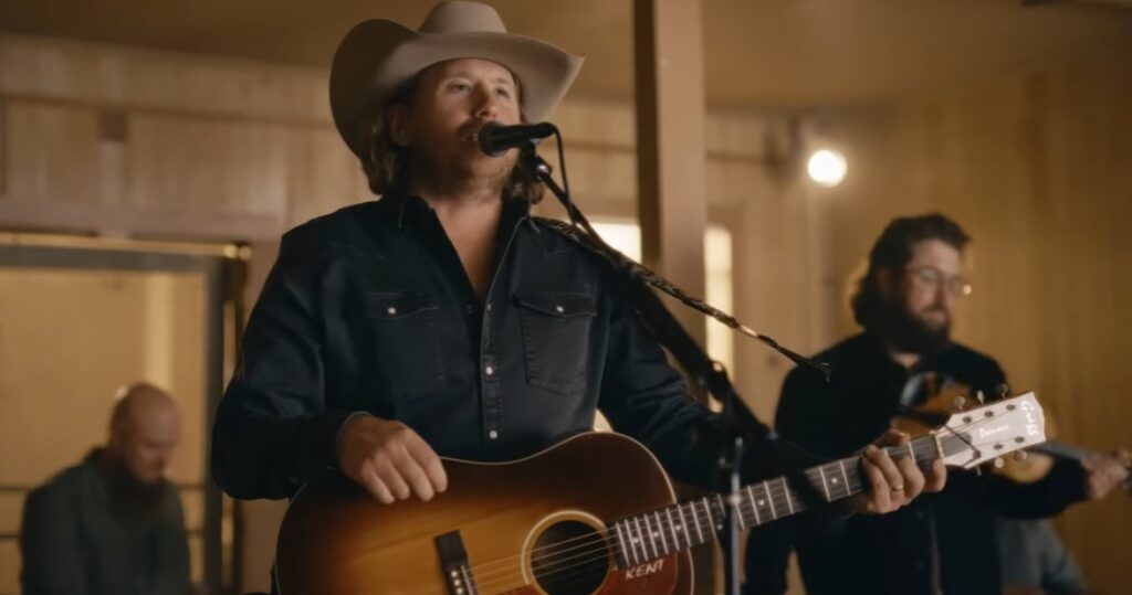 William Clark Green’s “Man On The Moon” Hits With Rare Vulnerability Fans Didn’t See Coming.