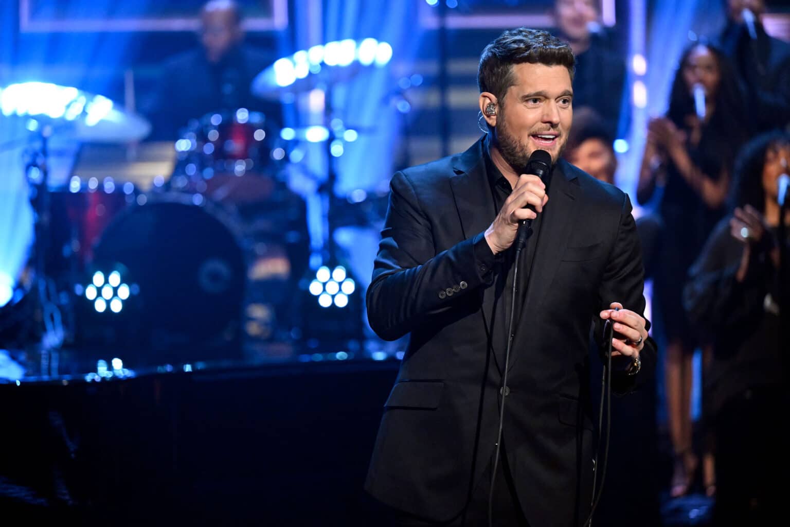 OVER 12 MILLION VIEWS — AND COUNTING. That’s how many people have already watched Michael Bublé turn The Tonight Show into a full-blown revival with his soul-shaking performance of “Bring It On Home To Me.” The instant he began, the studio went still. His voice came out raw, aching, and deeply human, pulling every ounce of emotion into the room. Jimmy Fallon didn’t crack a smile or reach for a joke — he leaned forward, eyes locked, visibly stunned as if he’d forgotten there was a show to host. When the last note faded, there was a heartbeat of silence… and then the reaction erupted. The audience jumped to their feet, applause rolling in waves, while fans online flooded the comments with reactions like “This gave me chills,” “I didn’t expect to cry watching late night,” and “This is why Bublé is in a league of his own.”