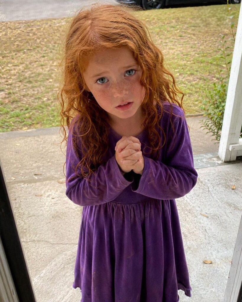 My Daughter Cut Ties with Me After Marrying a Wealthy Man – 7 Years Later, a Little Girl Knocked on My Door and Said, ‘Only You Can Help Mommy. Please, Go with Me’