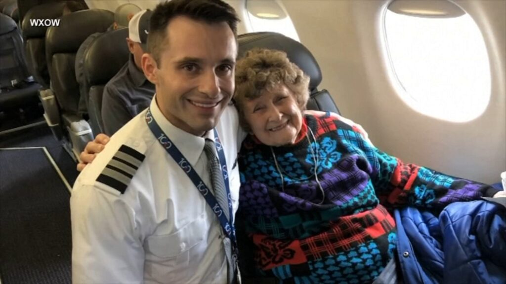 A Woman on the Plane Took up Half of My 86-Year-Old Grandmother’s Seat – Five Minutes Later, Karma Struck Her Hard