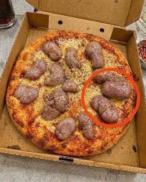 Understanding Why Your Pizza Cheese Develops Bubbles During the Baking Process
