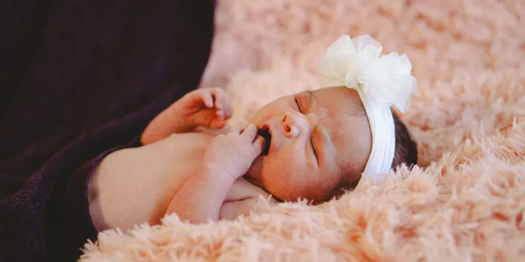A Woman’s Husband Threw Her Out Right After Their Newborn Arrived – The Very Next Day, He Returned in Tears and Told Her Something No Woman Should Ever Have to Hear