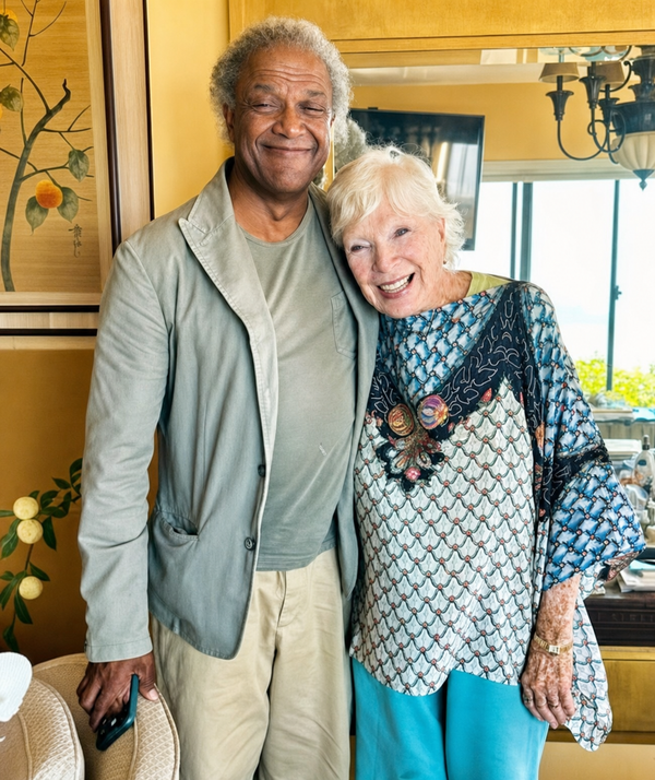 Shirley MacLaine and Elvis Mitchell Reflect on a Lifetime in Film